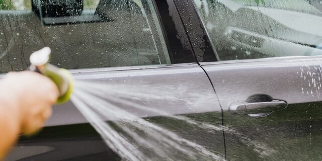 Window Tinting Washing Blog Image