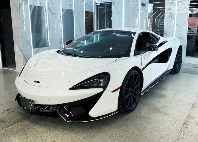 The Secret to a Flawless Finish: Benefits of Ceramic Coating for your Vehicle